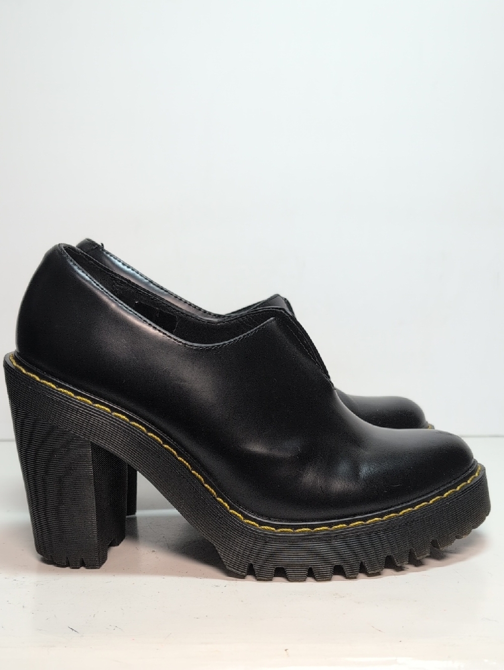 Dr Martens Cordelia Black Platform slip on heeled Shoes womans size 6 EU 37